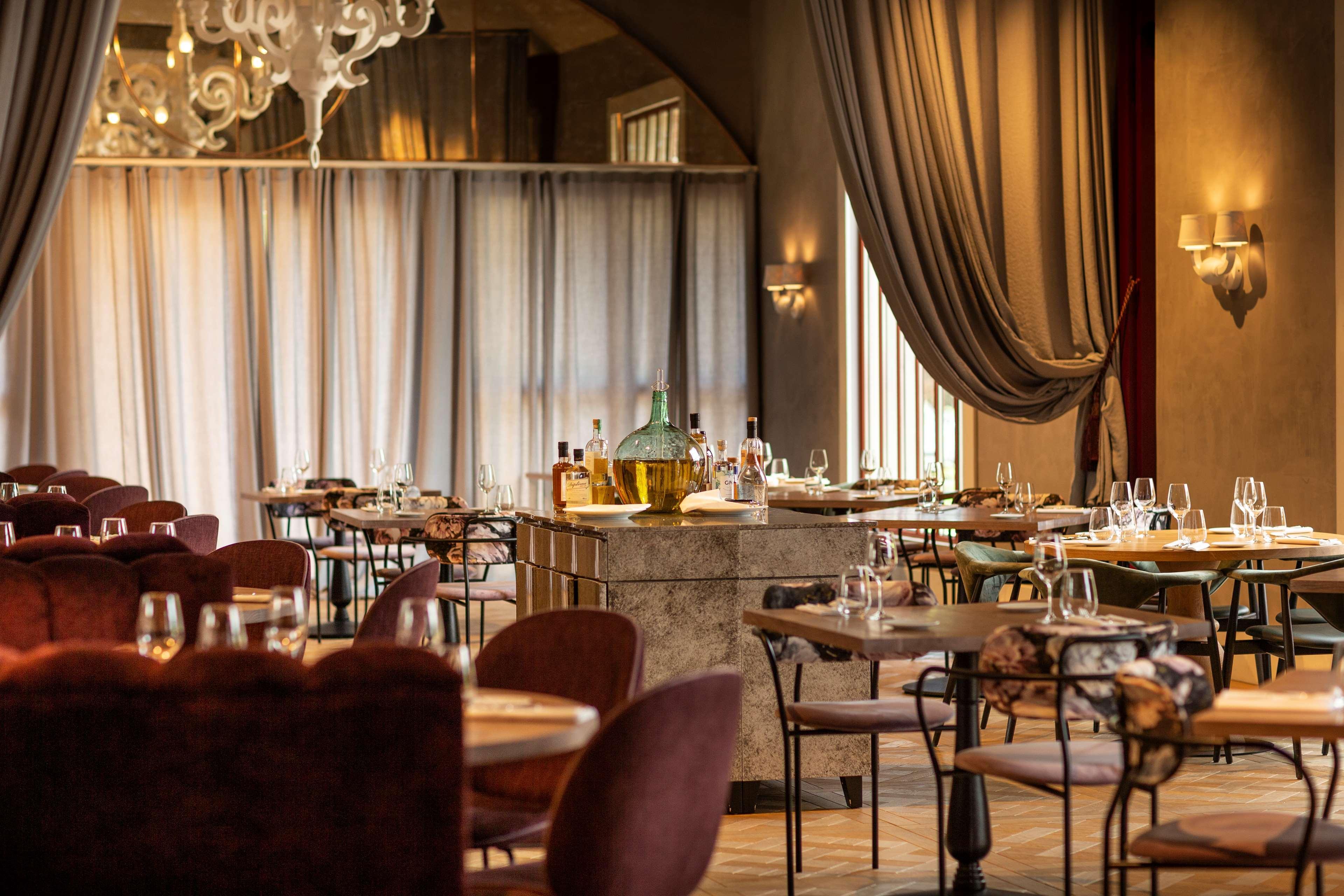 Hyatt Regency Chantilly Vineuil-Saint-Firmin Bagian luar foto