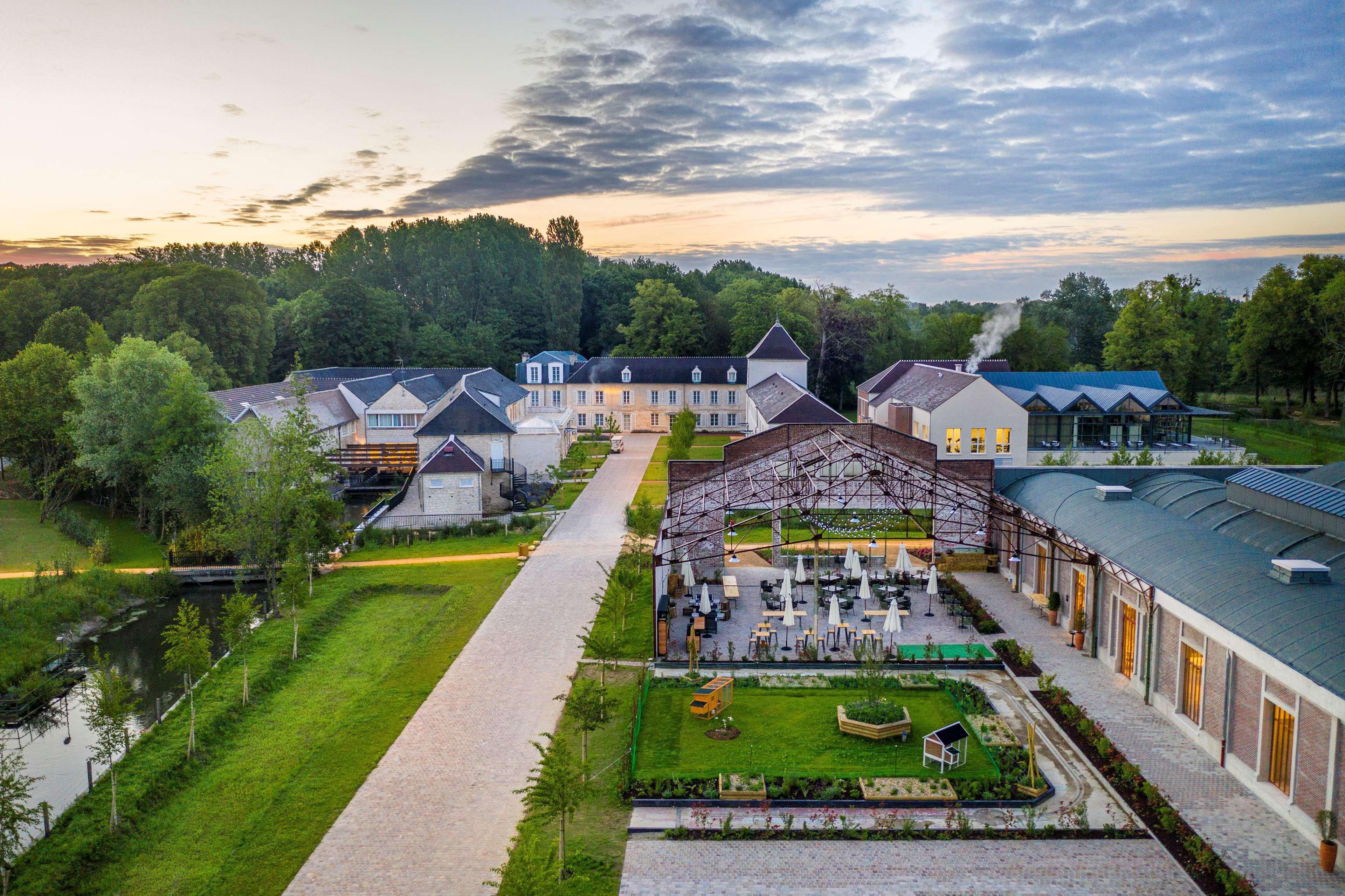 Hyatt Regency Chantilly Vineuil-Saint-Firmin Bagian luar foto